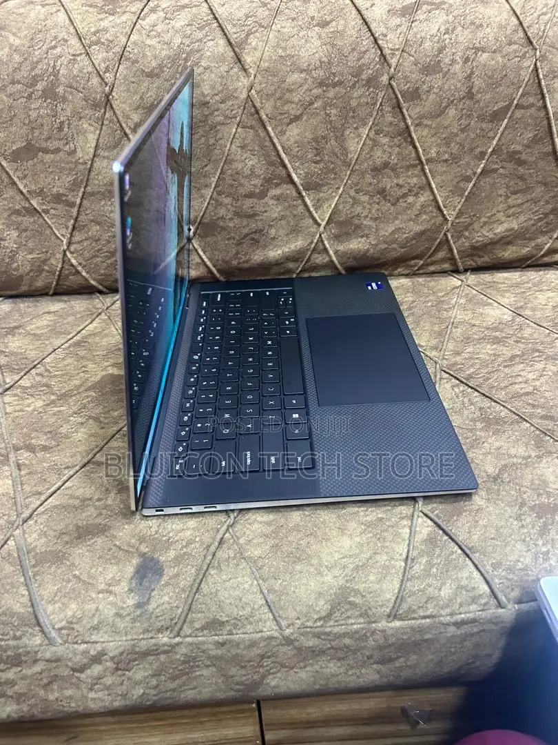 Laptop Dell XPS 15 (9530) 32GB Intel Core i9 SSD 1T