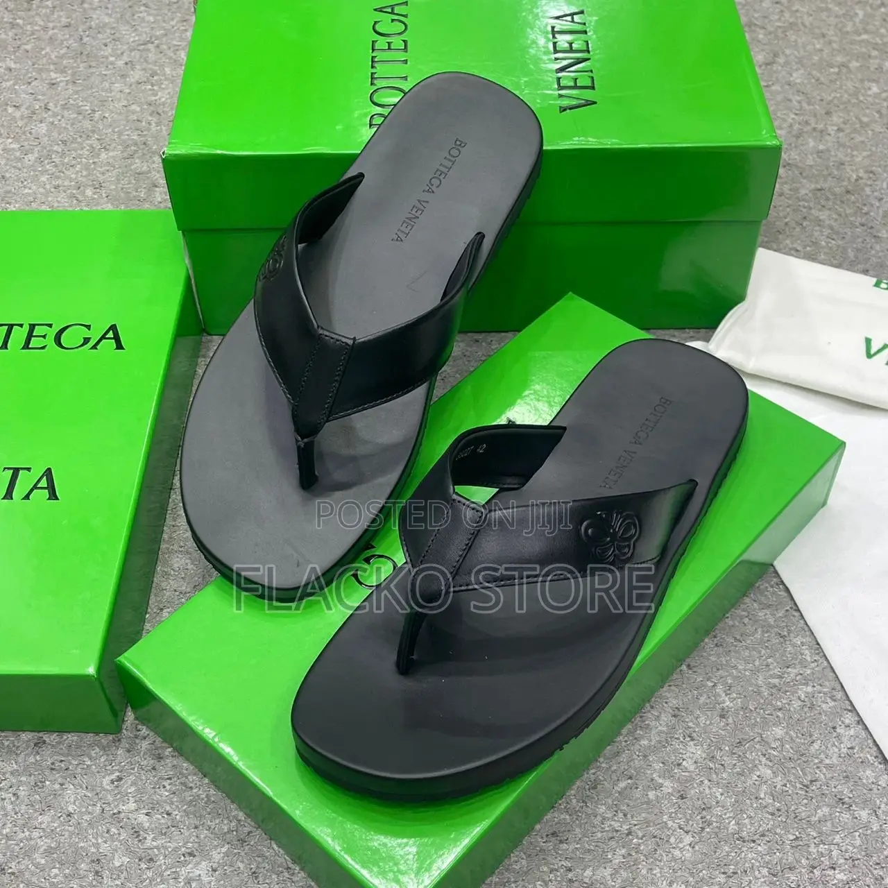 Original Bottega Veneta Leather Slippers