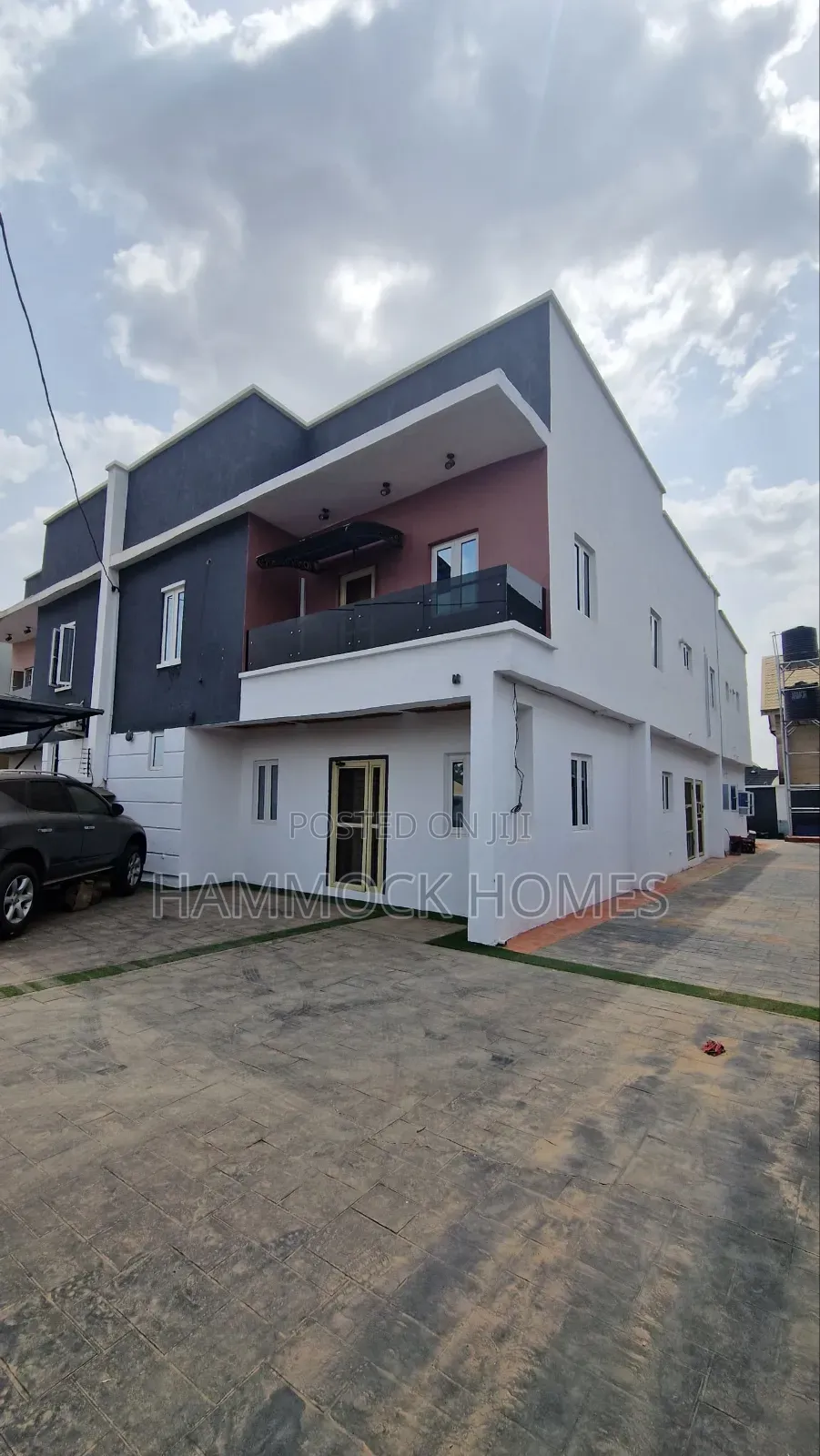 4bdrm Duplex in Emmanuel Estate, Idishin for sale