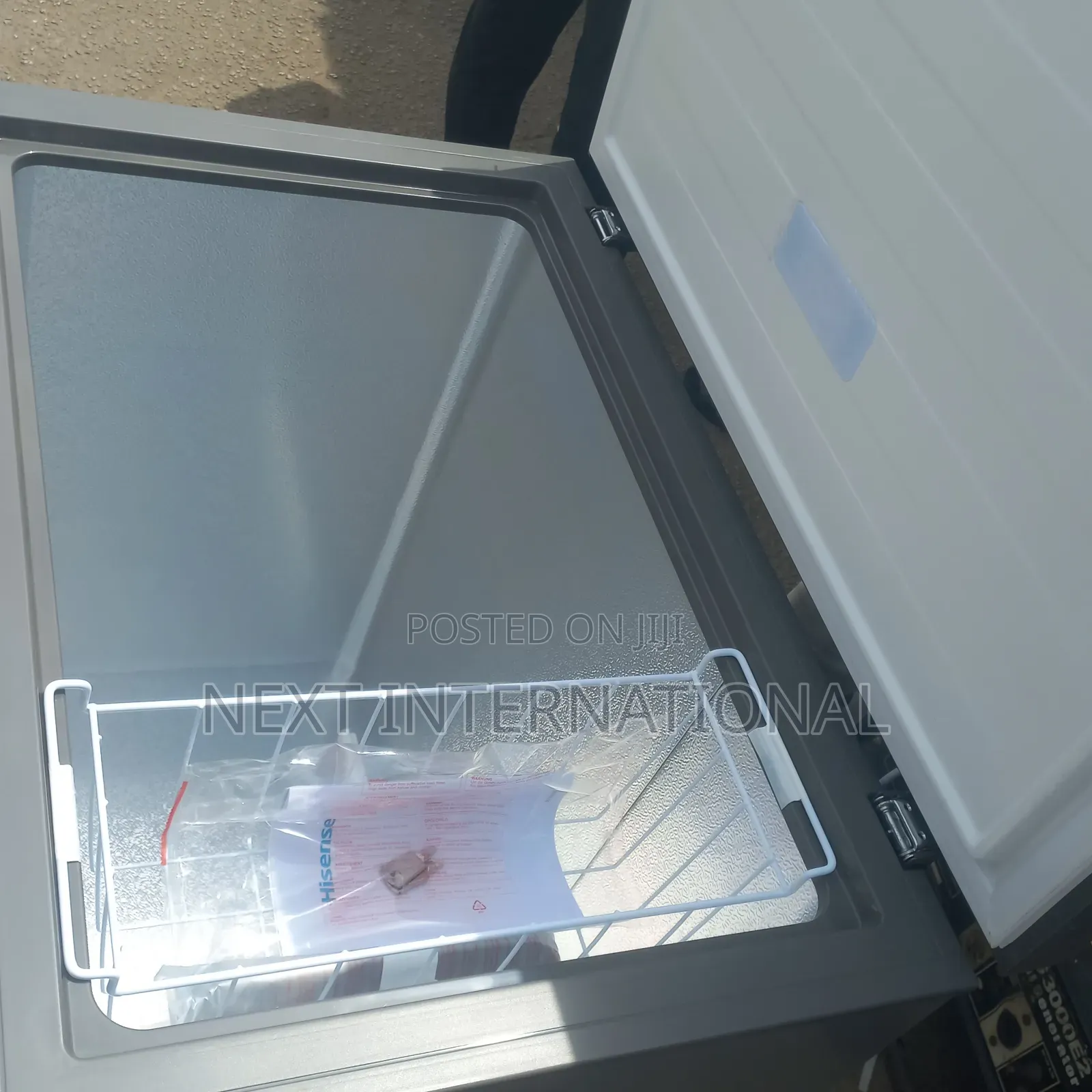 Hisense Chest Freezer (Fc260sh) Gray 200l