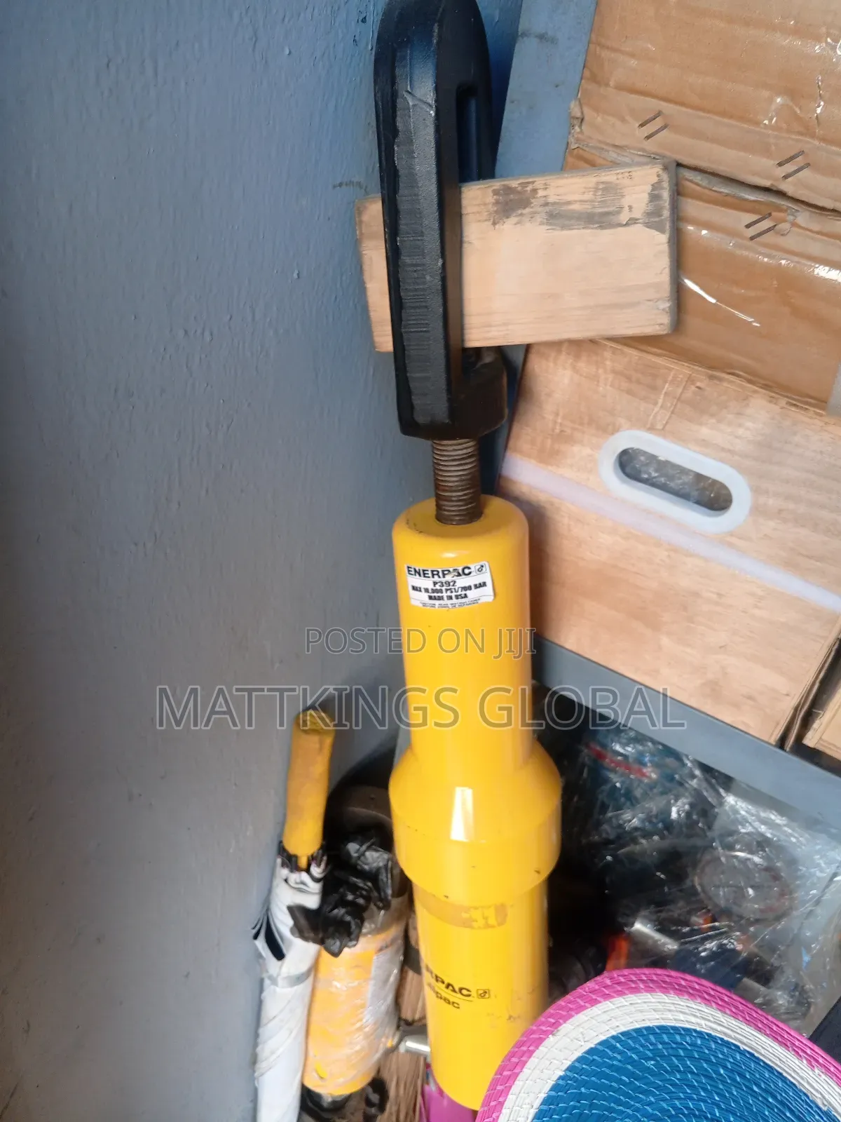 Enerpac Hydraulic Pull Cylinder
