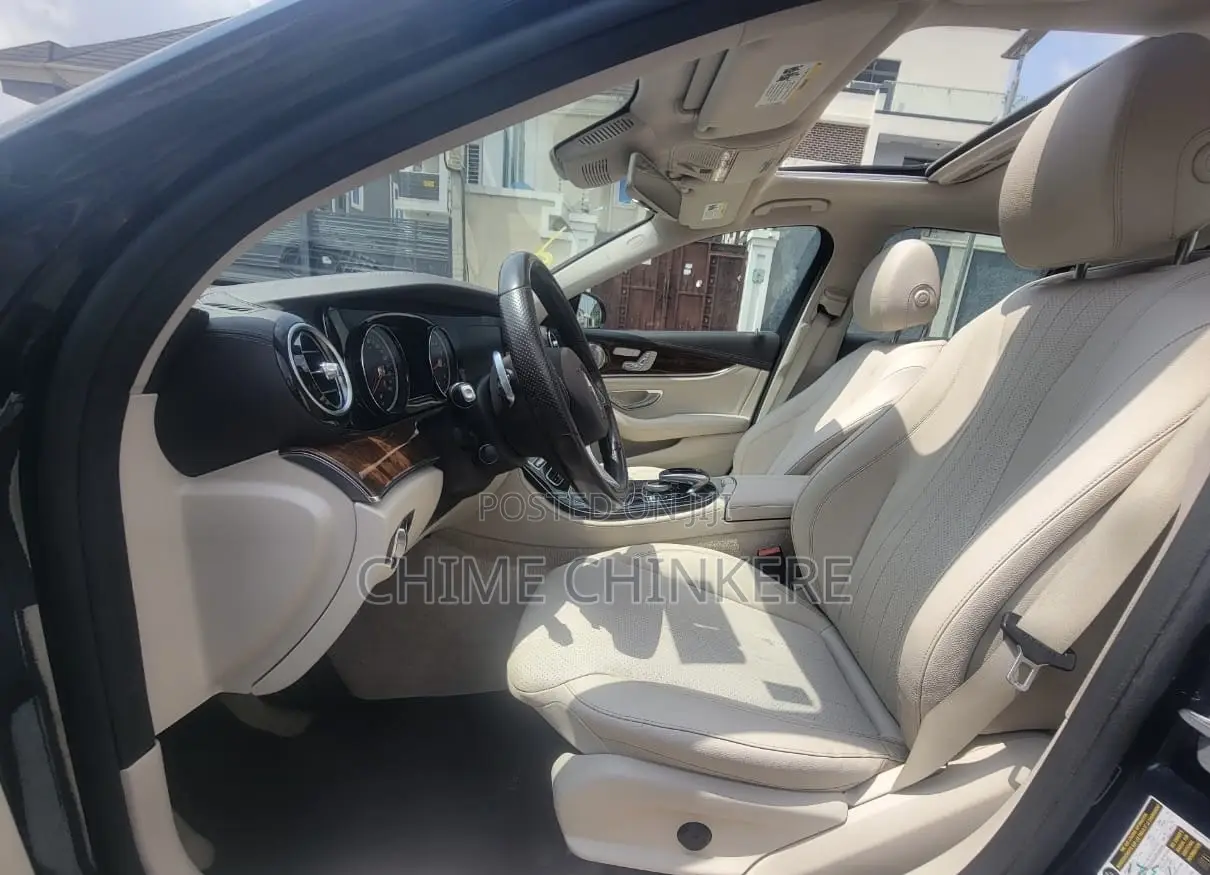 Mercedes-Benz E300 2018 Blue