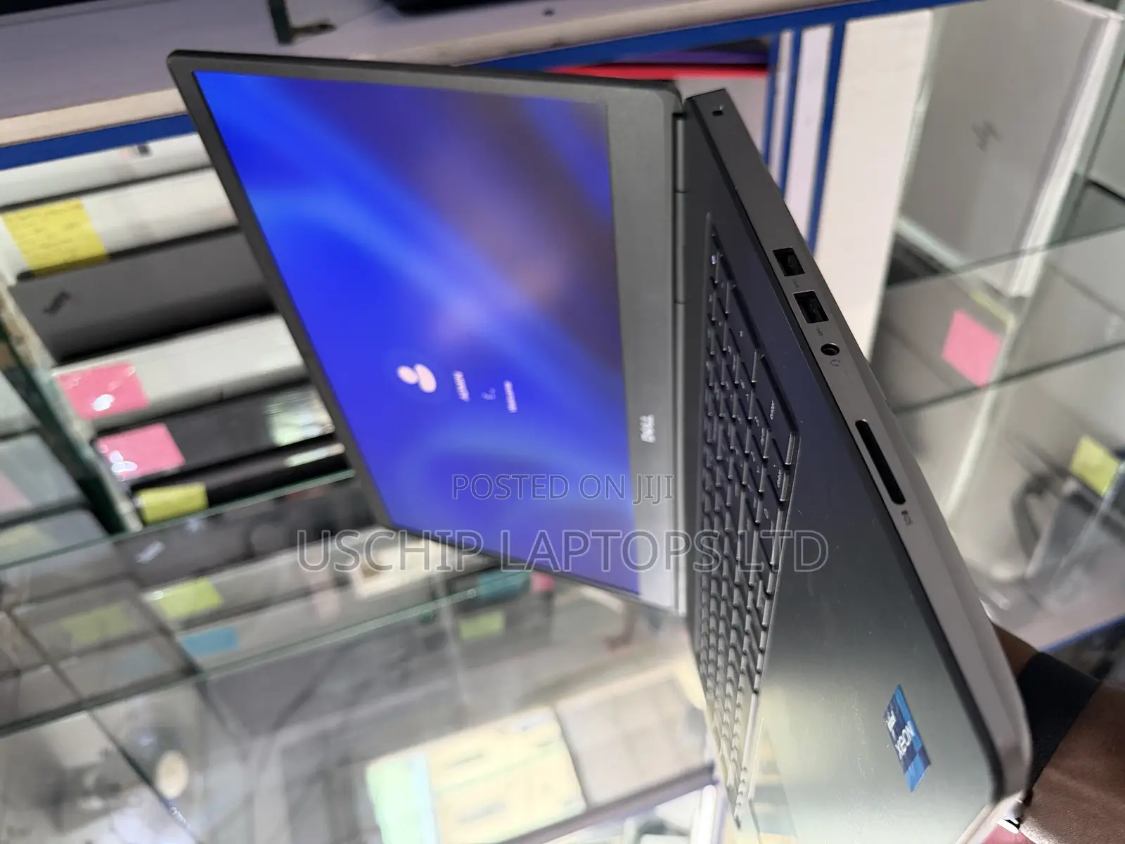 Laptop Dell Precision 7760 64GB Intel Xeon SSD 512GB