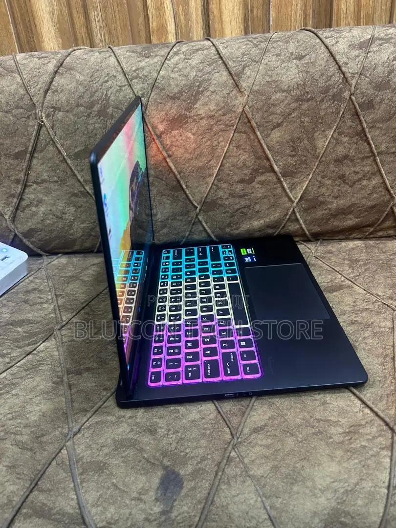 Laptop HP Omen Transcend 14-fb0023dx 16GB Intel Core Ultra 7 SSD 2T