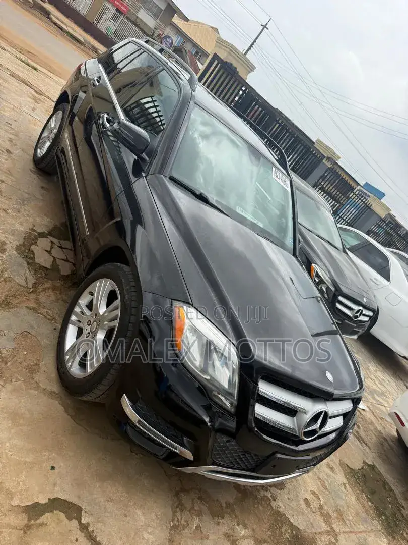 Mercedes-Benz GLK-Class Base GLK 350 4dr 4x2 (3.5L 6cyl 7A) 2015 Black