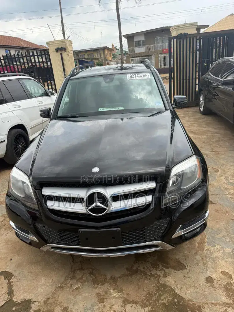 Mercedes-Benz GLK-Class Base GLK 350 4dr 4x2 (3.5L 6cyl 7A) 2015 Black