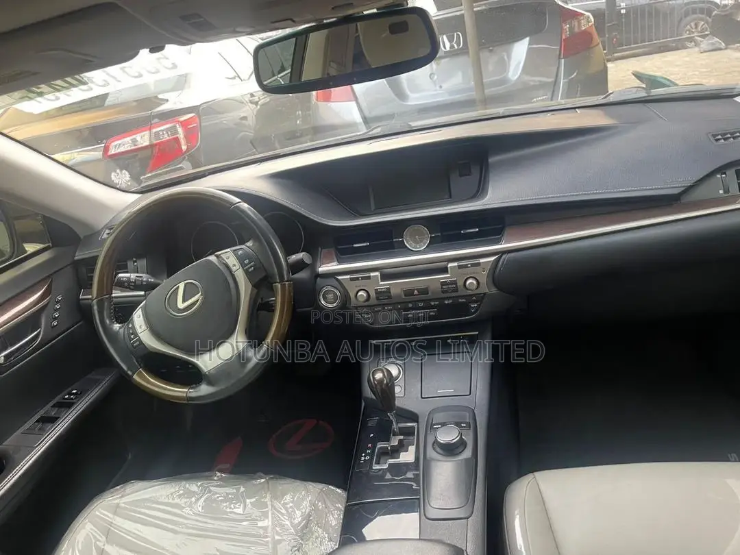 Lexus ES 350 FWD 2014 Black