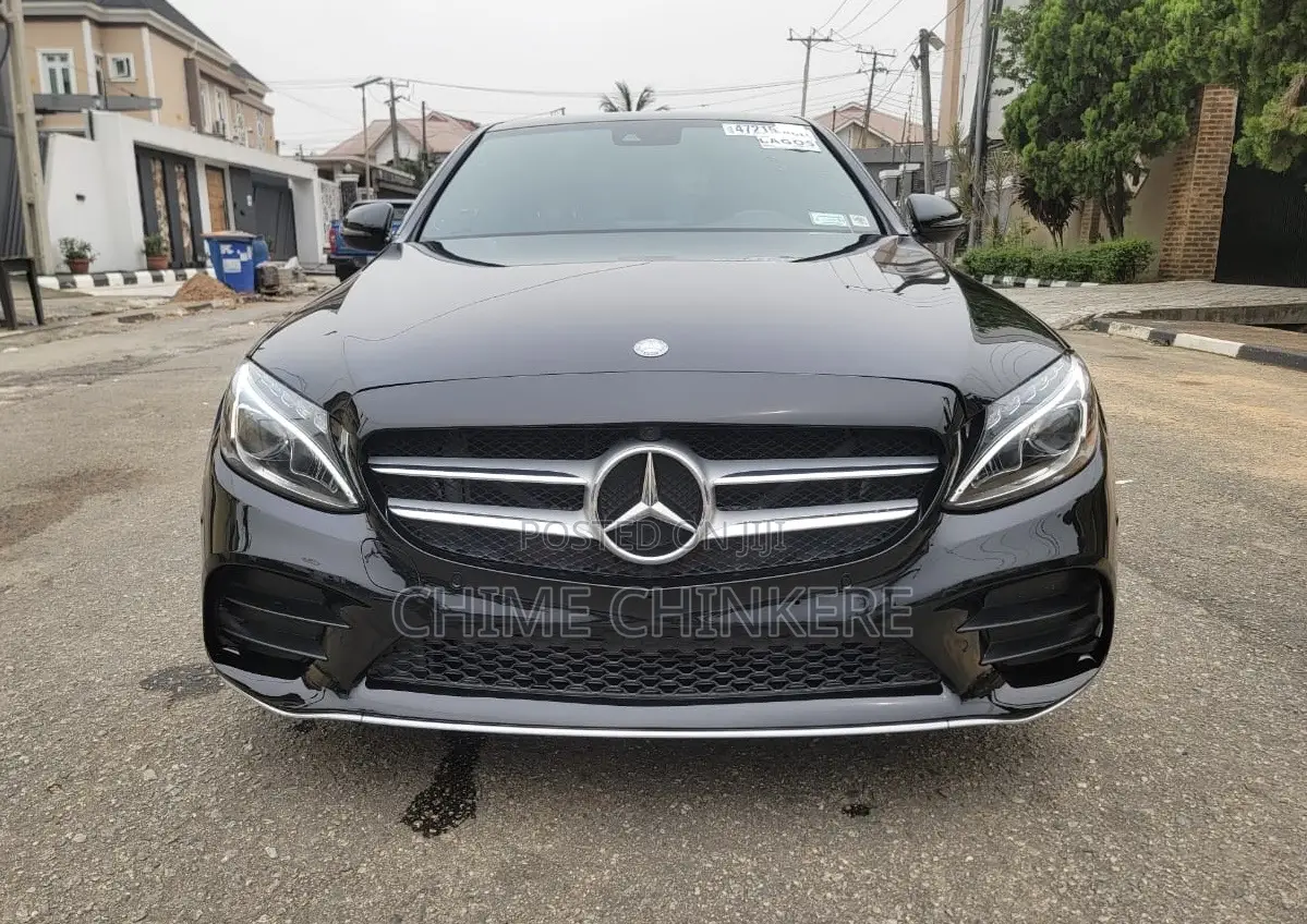 Mercedes-Benz C300 Sport 4Matic Sedan AWD (2.0L 4cyll 7A) 2016 Black