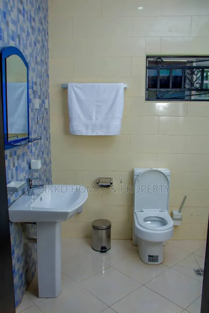 Furnished 3bdrm Townhouse / Terrace for rent