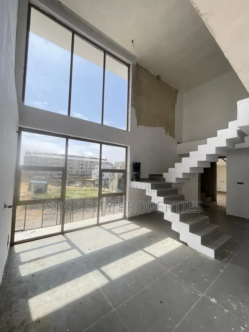 2bdrm Apartment in Chevron Lekki Lagos for sale