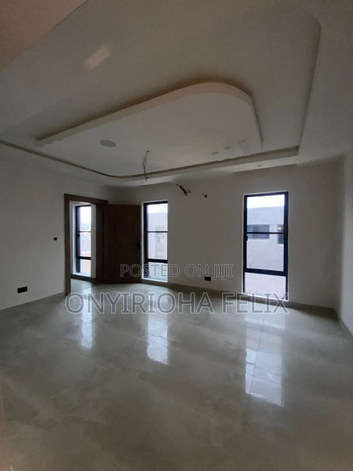 4bdrm Duplex in Gwarinpa Main, Life Camp for rent
