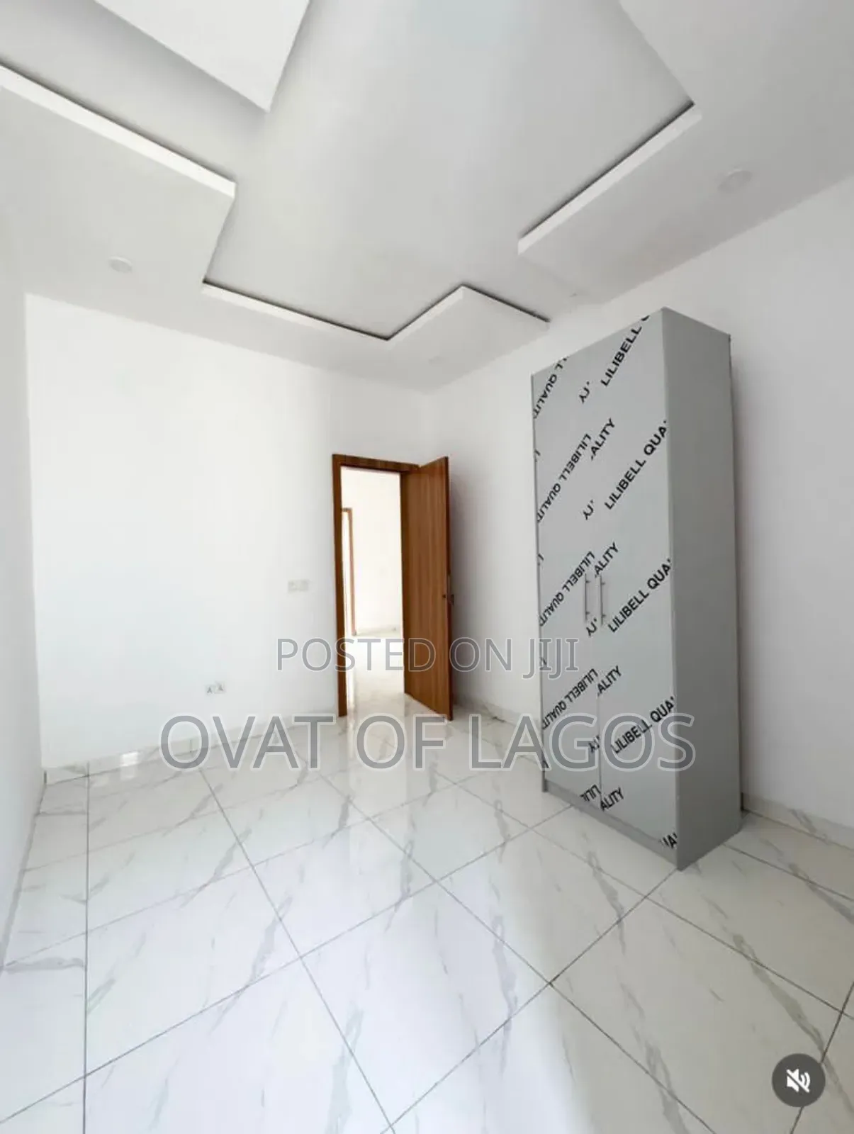 4bdrm Duplex in Ologolo for sale