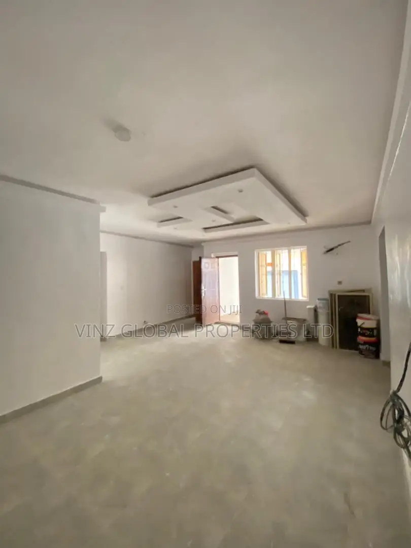 3bdrm Apartment in Lekki for rent