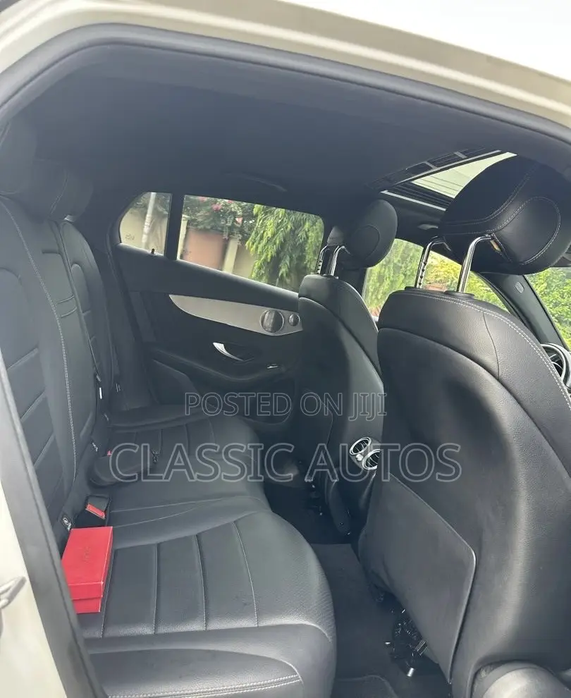 Mercedes-Benz GLC-Class 2019 White