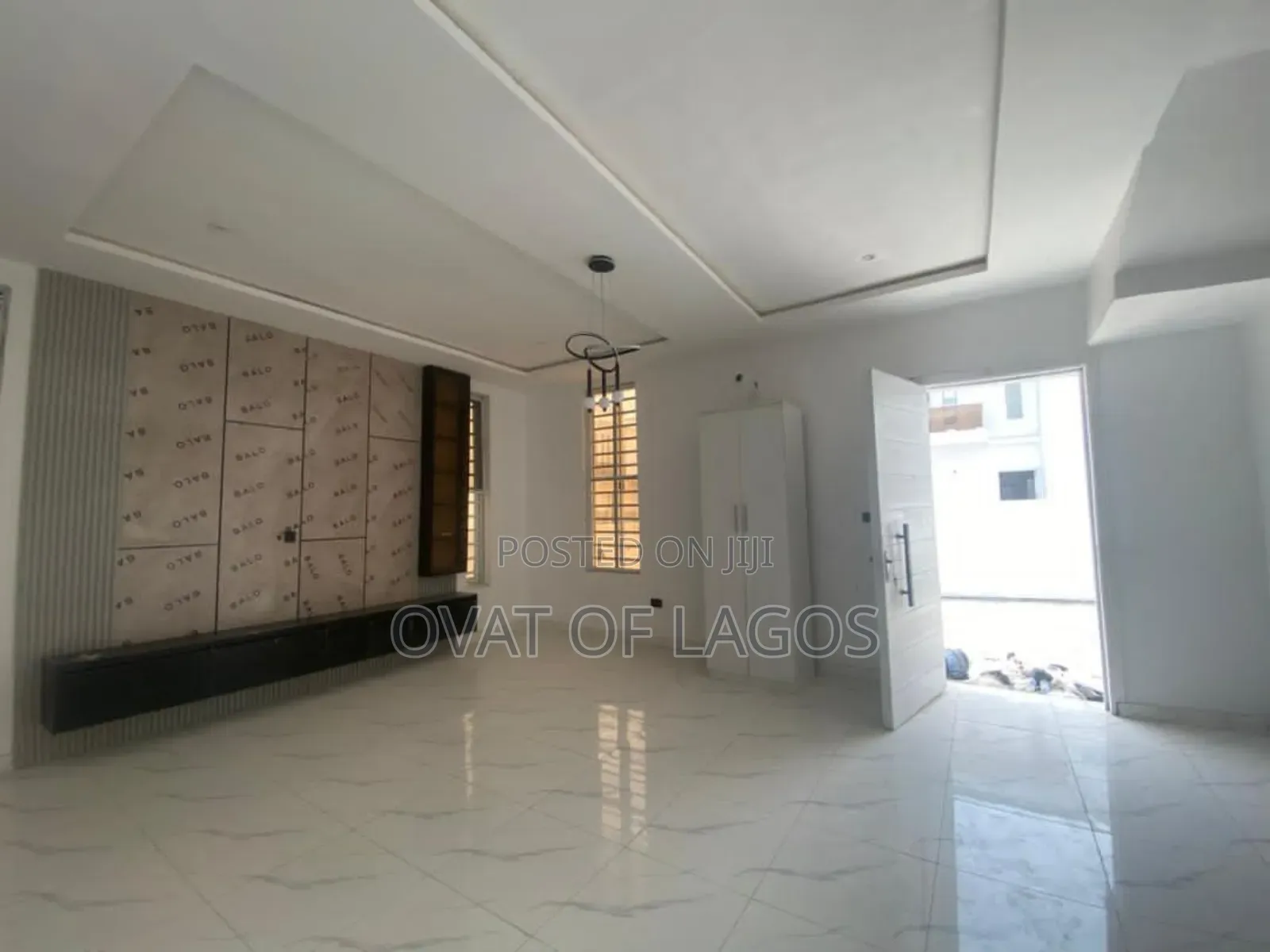 4bdrm Duplex in Ikota Villa for rent