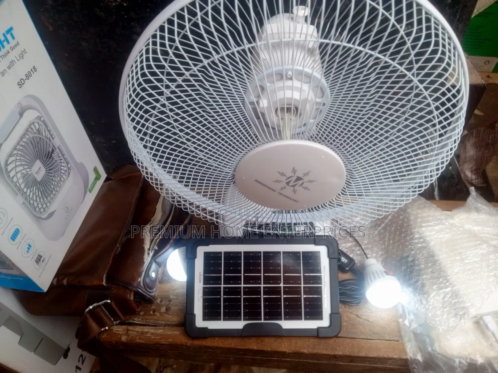 Mingsheng Rechargeable Table Fan With 2 Bulbs and Panel
