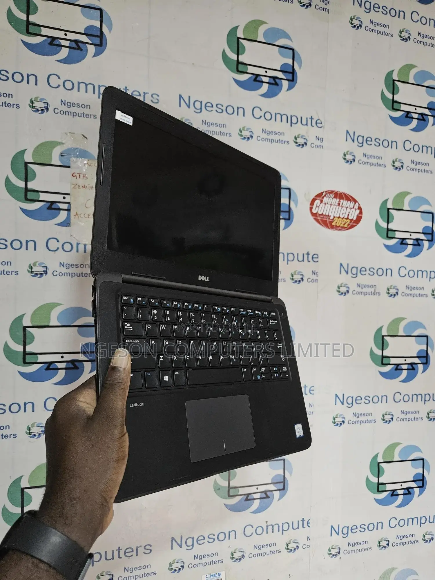 Laptop Dell Latitude 3380 4GB Intel Core i3 SSD 128GB