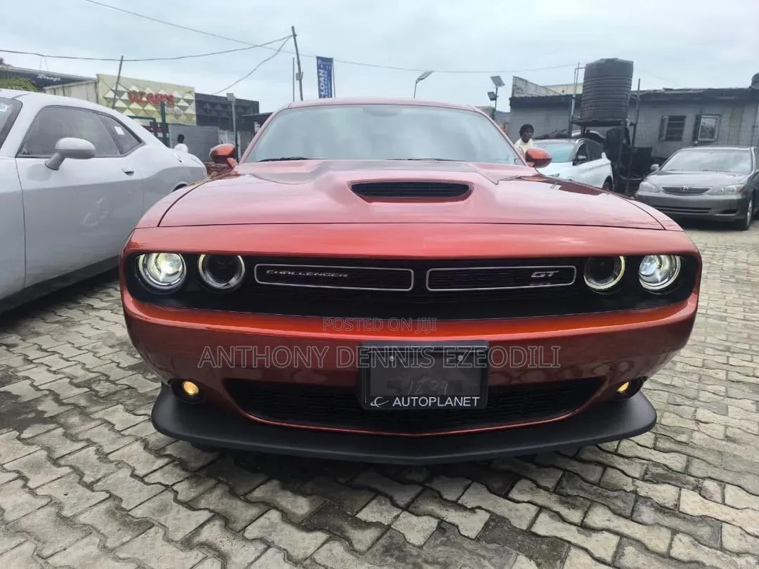 Dodge Challenger GT 2023 Orange