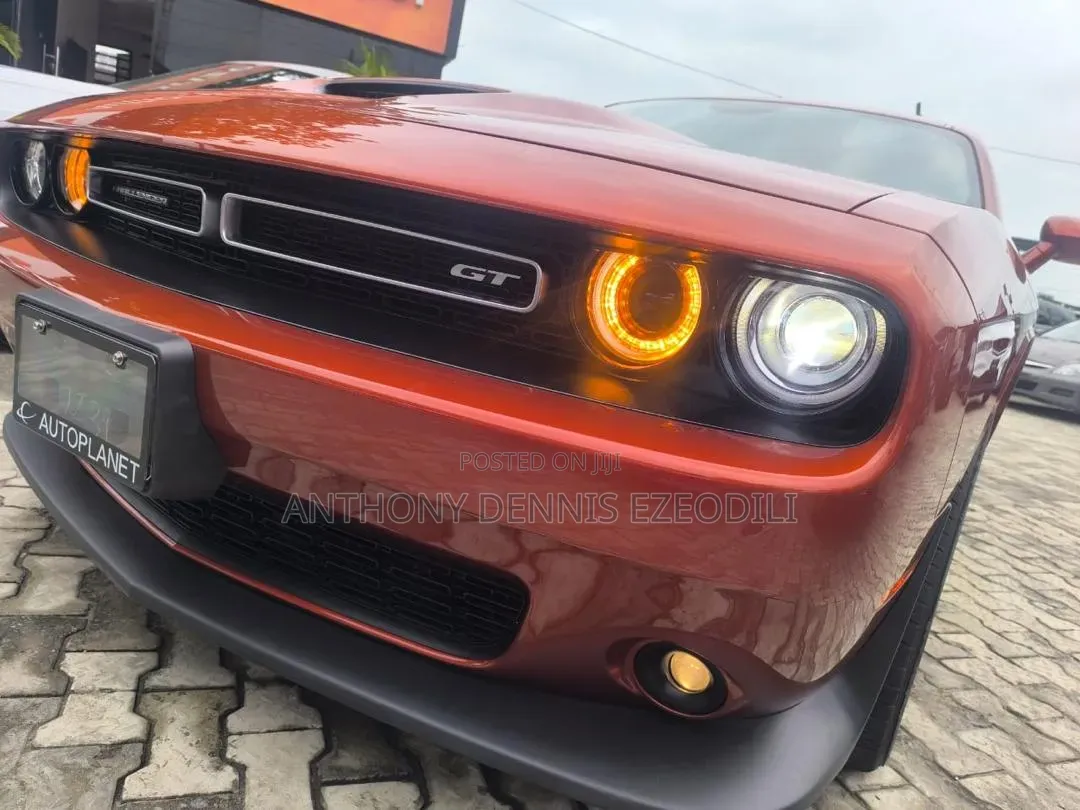 Dodge Challenger GT 2023 Orange