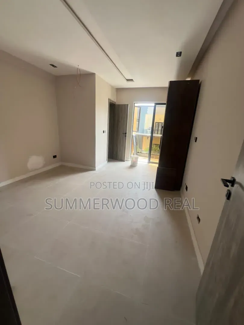 3bdrm Duplex in Osborne Foreshore Estate for rent