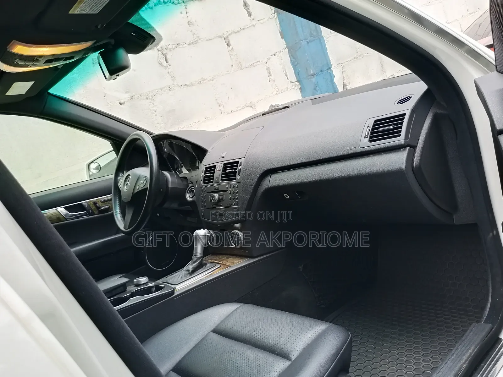 Mercedes-Benz C300 2010 White