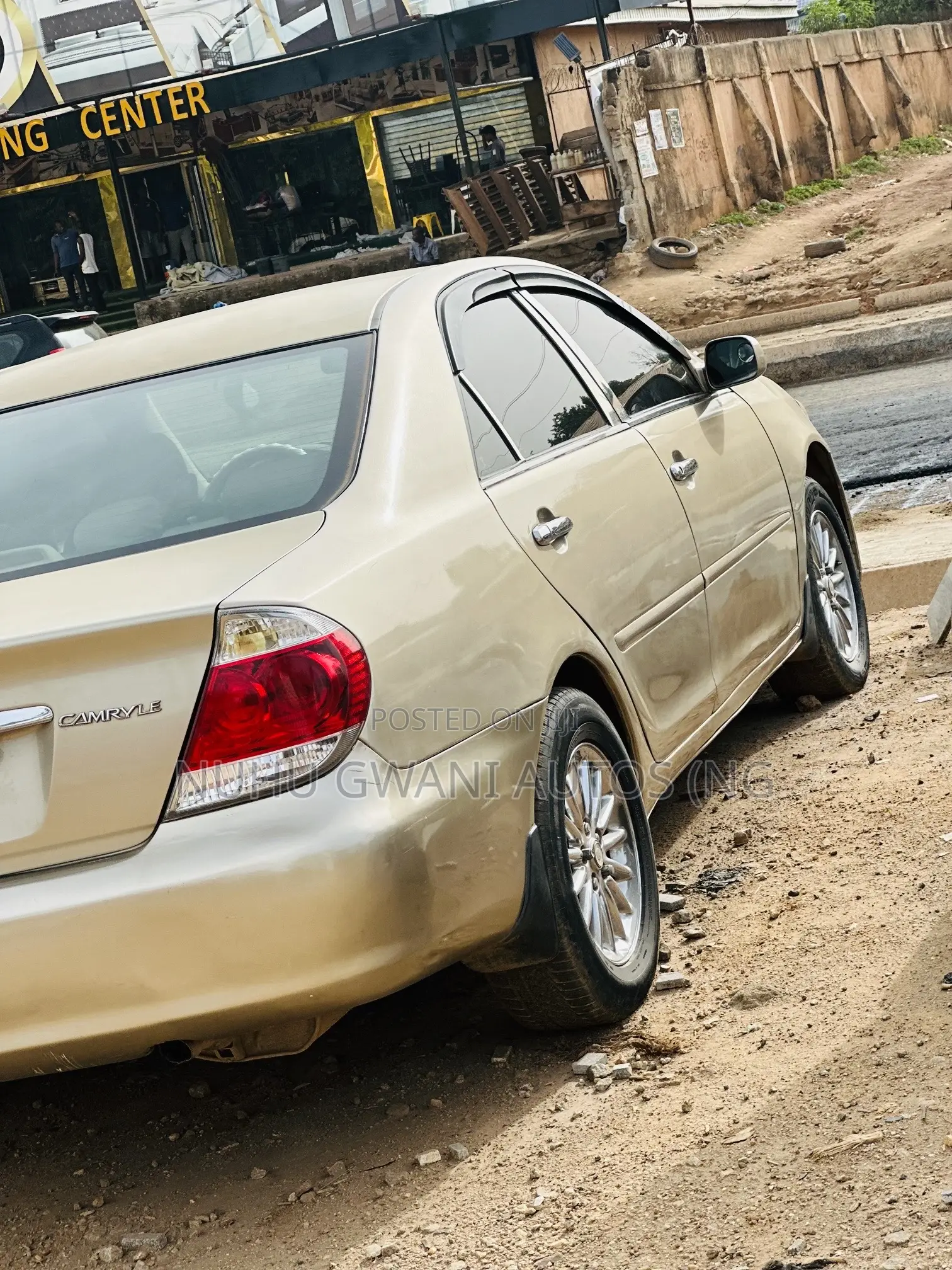 Toyota Camry 2006 Gold