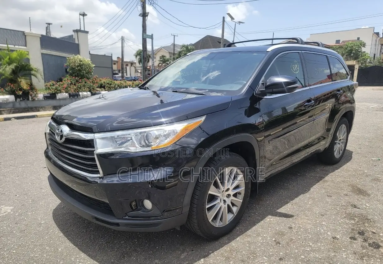 Toyota Highlander XLE 4dr SUV AWD (3.5L 6cyl 6A) 2015 Black