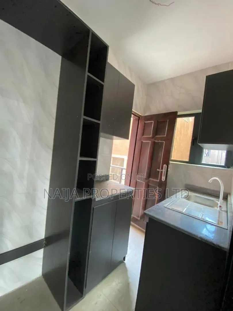 1bdrm Apartment in Ebute Metta for rent