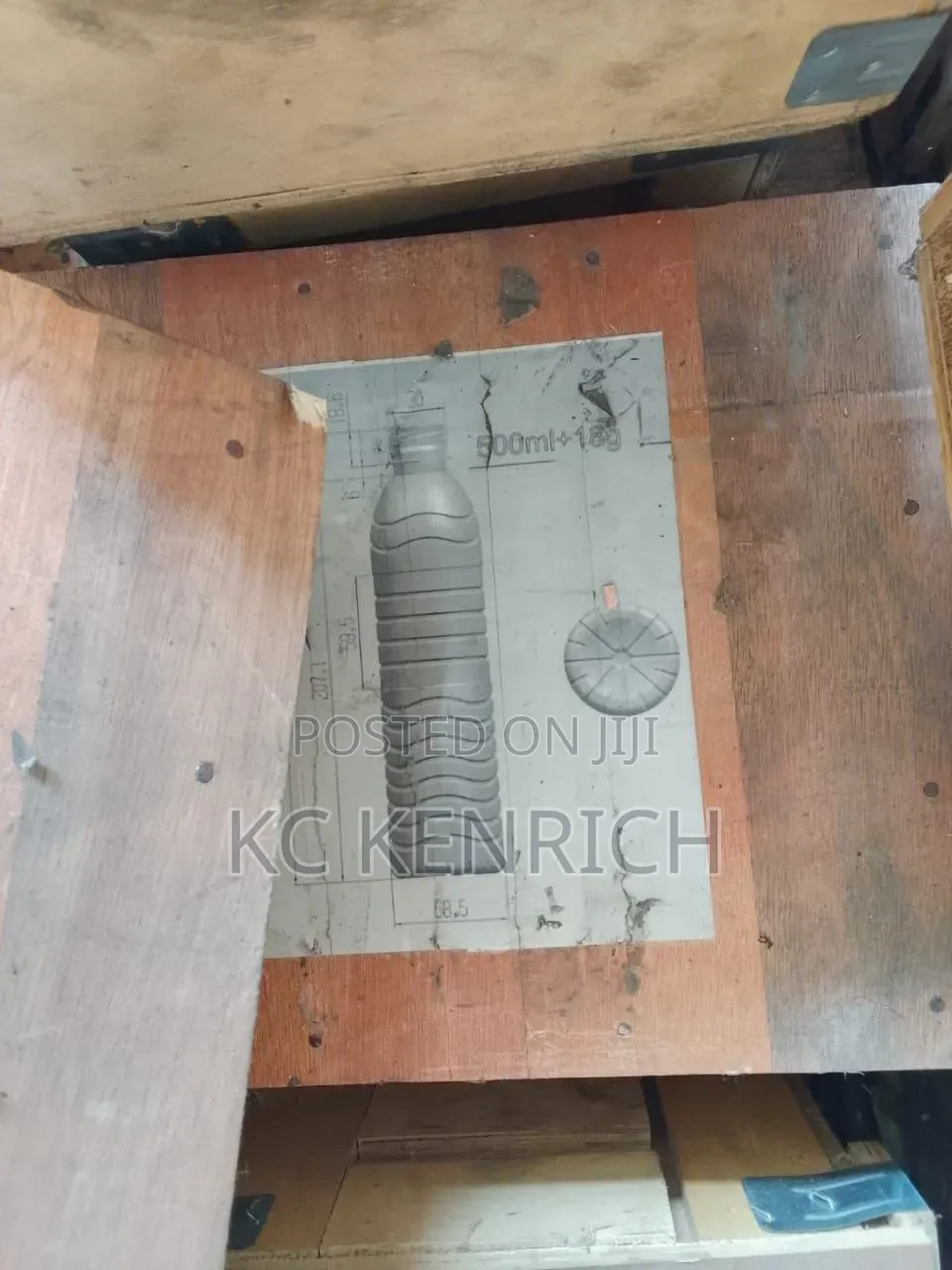 Bottle Water Moulder