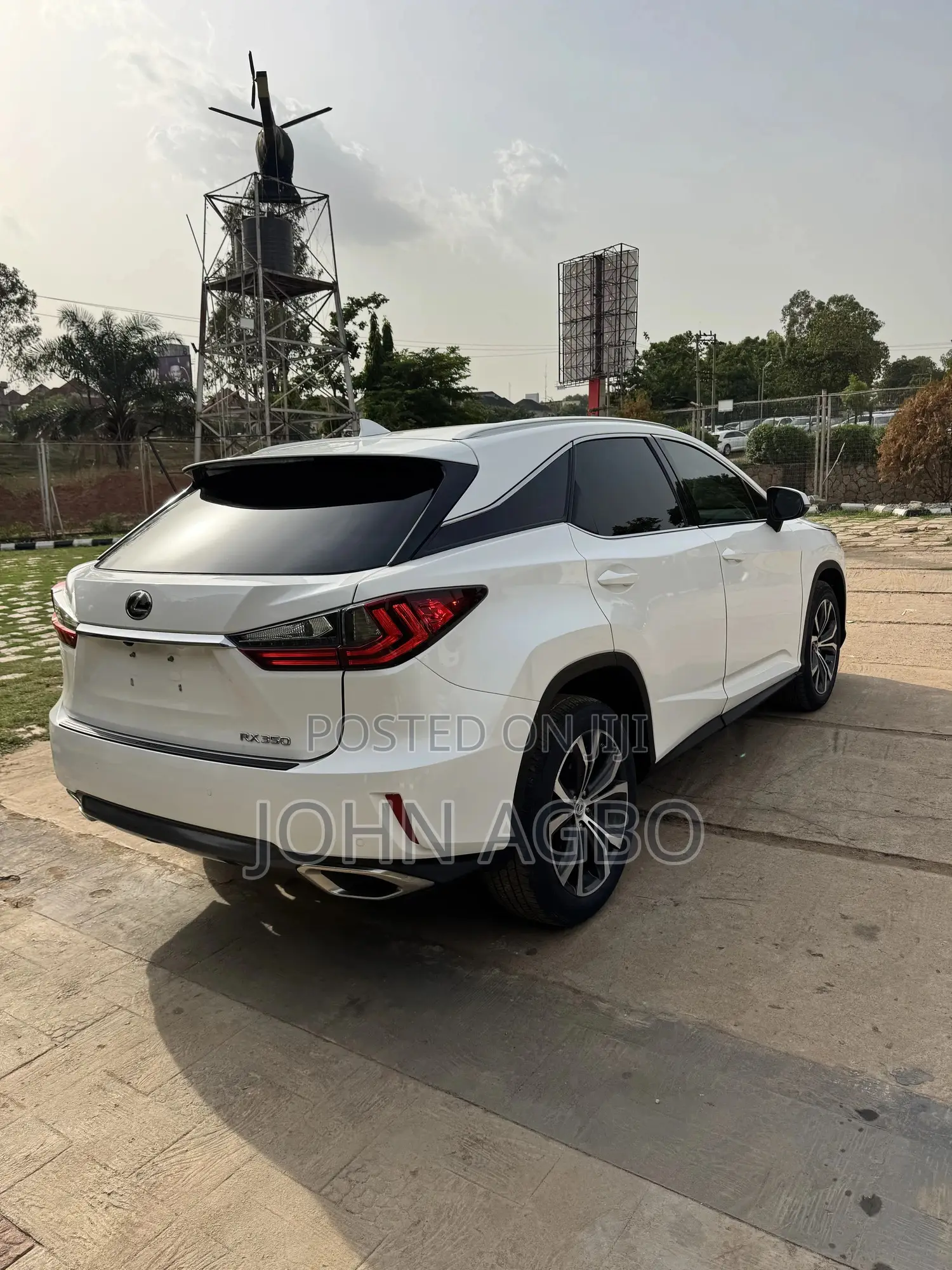 Lexus RX 350 FWD 2017 White