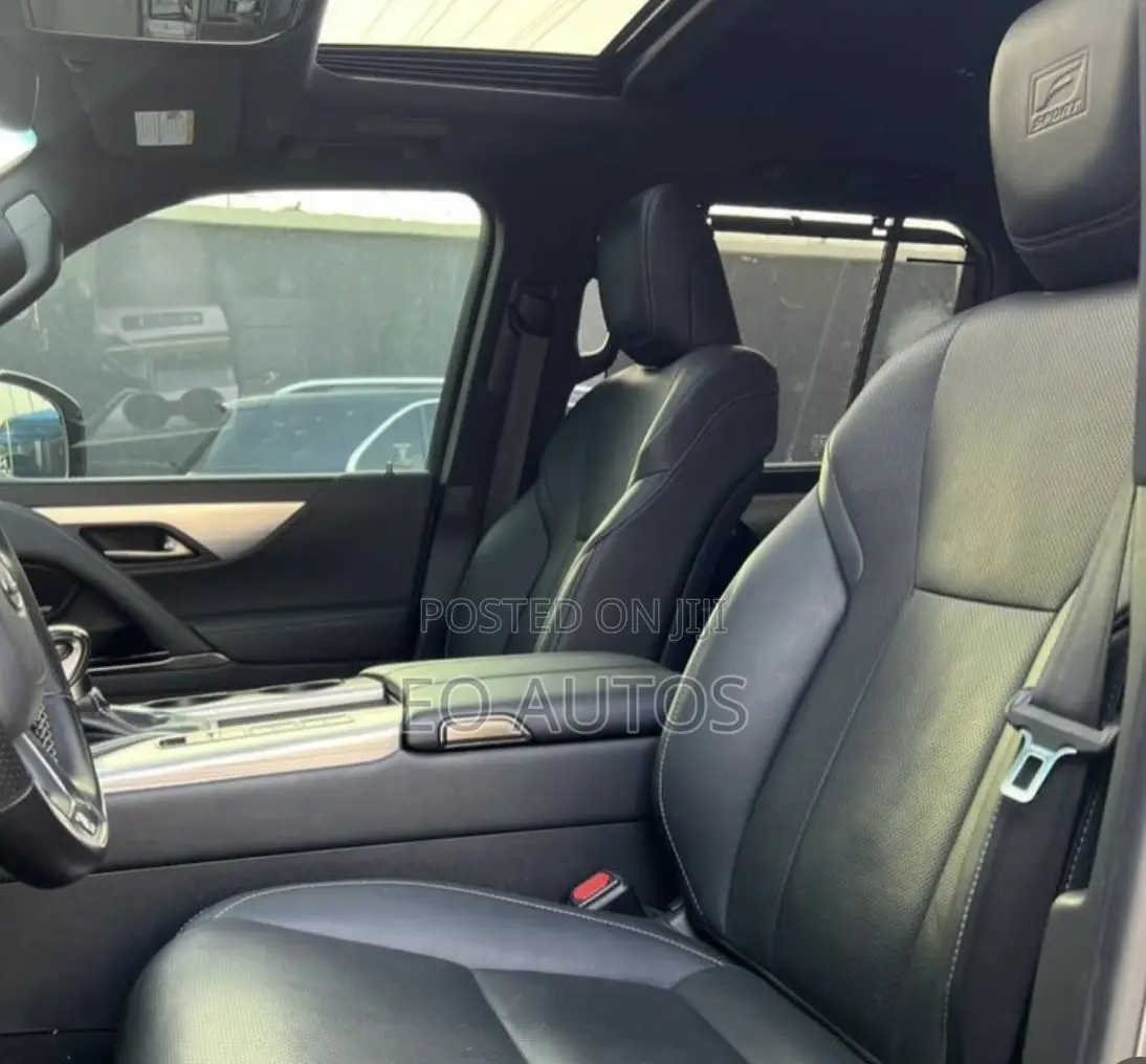 Lexus LX 600 2022 Gray