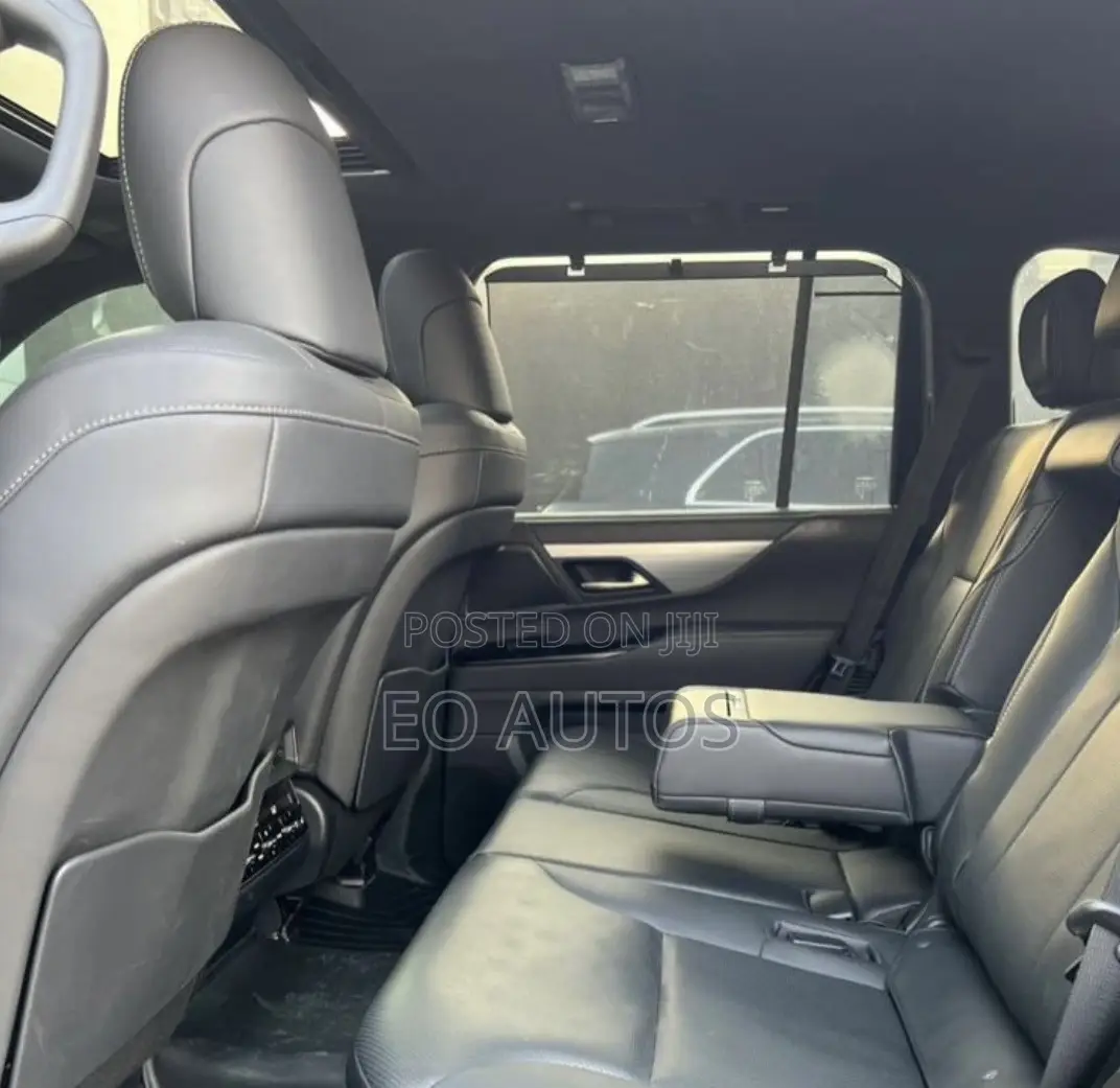 Lexus LX 600 2022 Gray