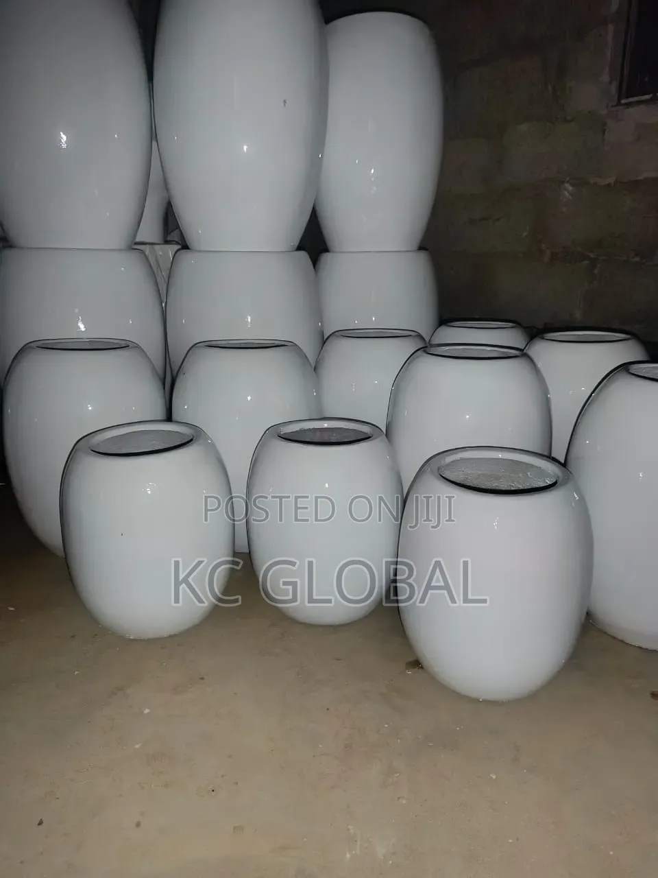 Flower Pot Available Small and Big Make Ur Order