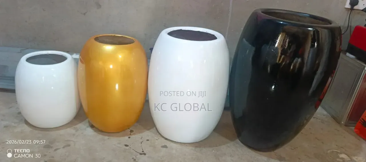 Flower Pot Available Small and Big Make Ur Order