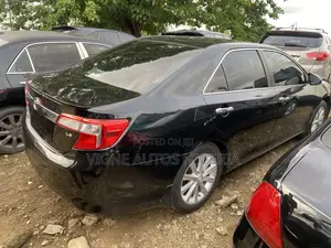 Toyota Camry LE 4dr Sedan (2.5L 4cyl 6A) 2012 Black
