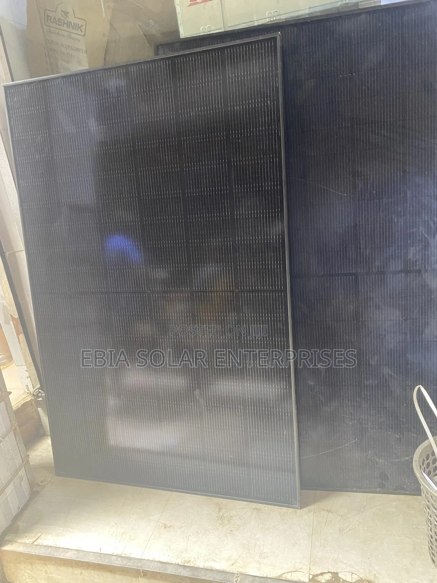 550watts Longi Solar Panel All Black