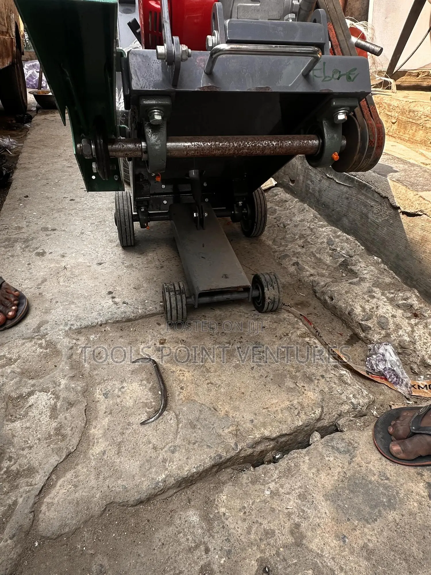 Concrete Cutter 13hp/ 18” Blade Diameter