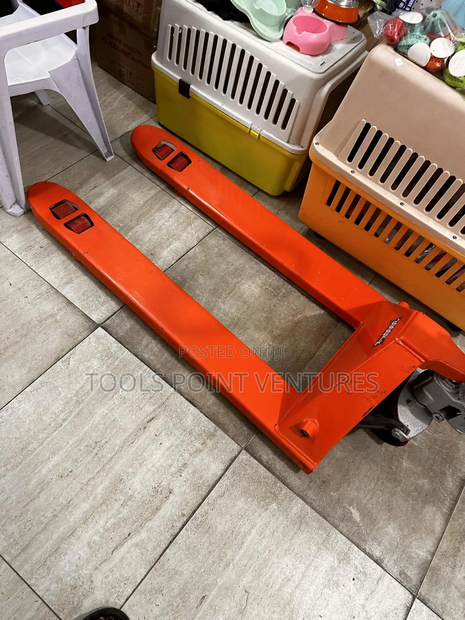 2000kg/2ton Pallet Truck.