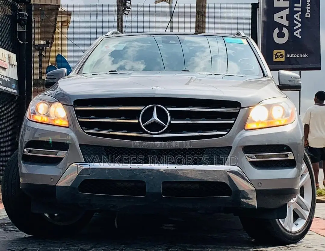 Mercedes-Benz M Class ML350 4dr SUV (3.5L 6cyl 7A) 2015 Silver