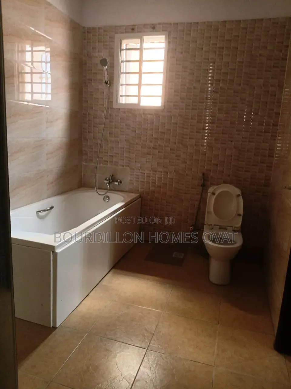 5bdrm Duplex in Lekki Phase 1 for rent