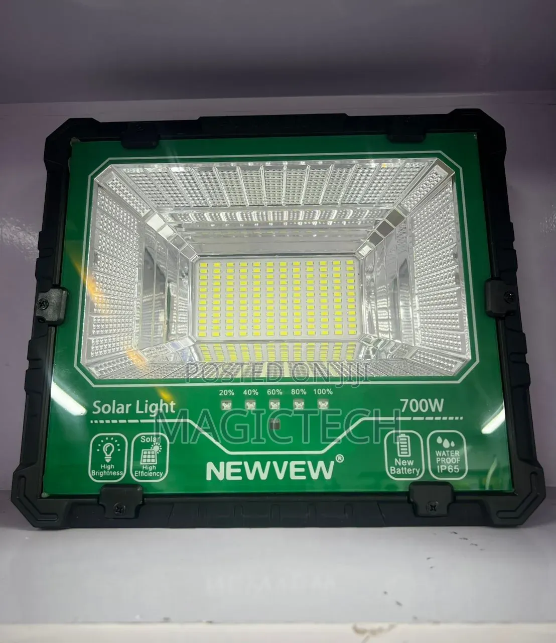 Suntrick Newvew 700w Solar Flood Light With Panel