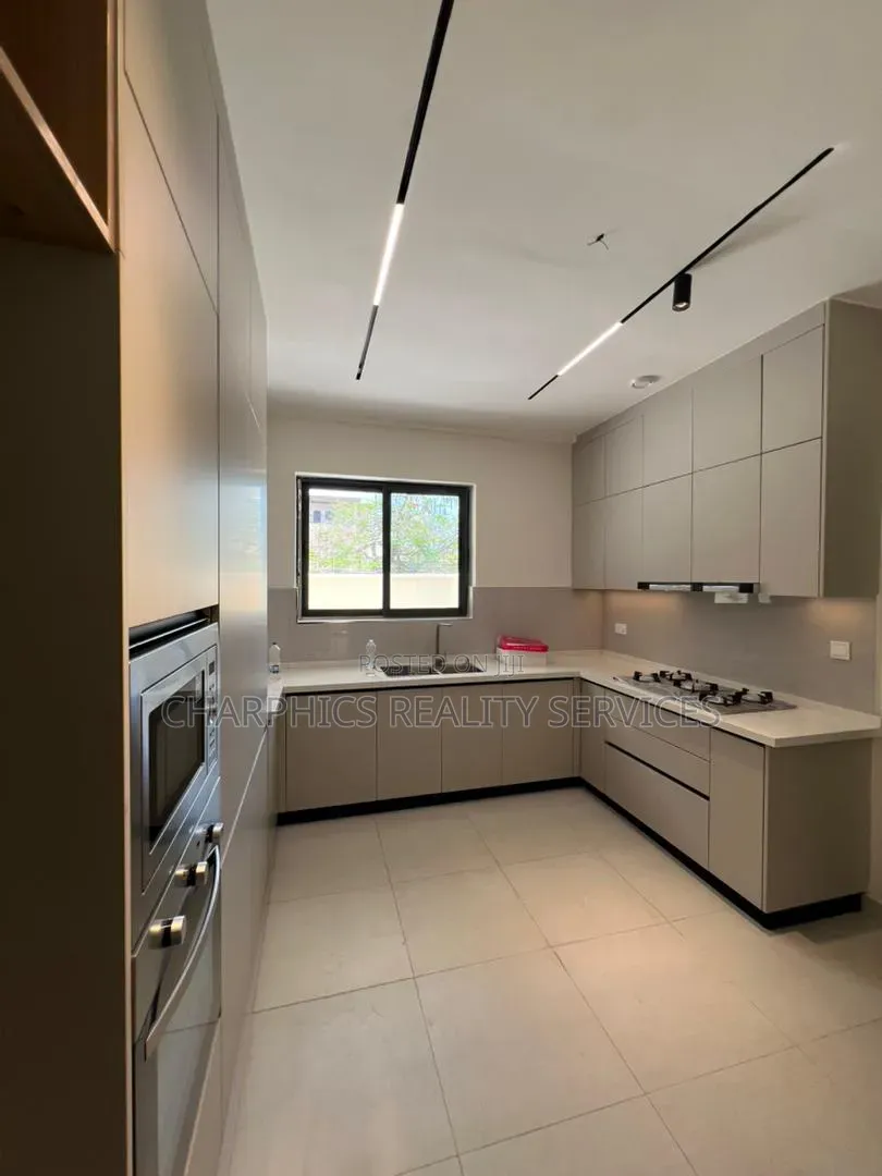 4bdrm Duplex in Ikoyi S.W for sale