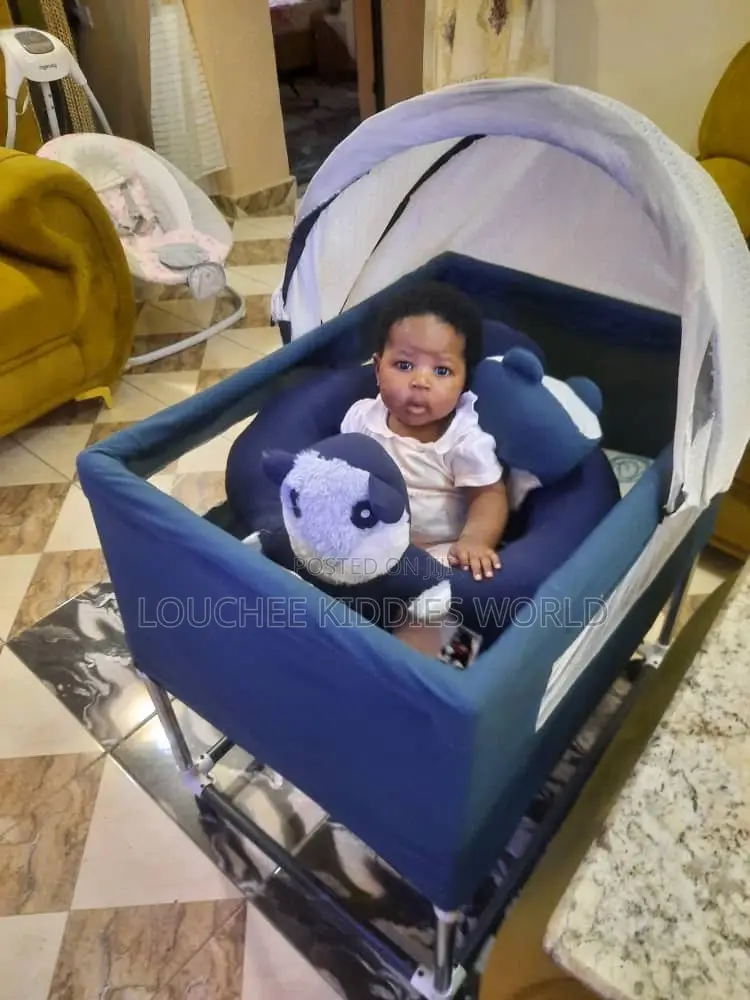 Standing Cacoon Baby Bed
