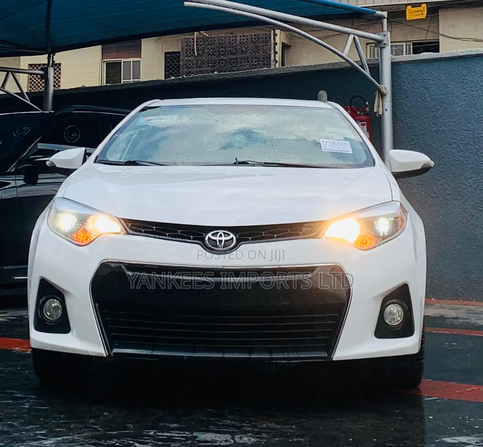 Toyota Corolla S Plus 4dr Sedan (1.8L 4cyl 6M) 2014 White