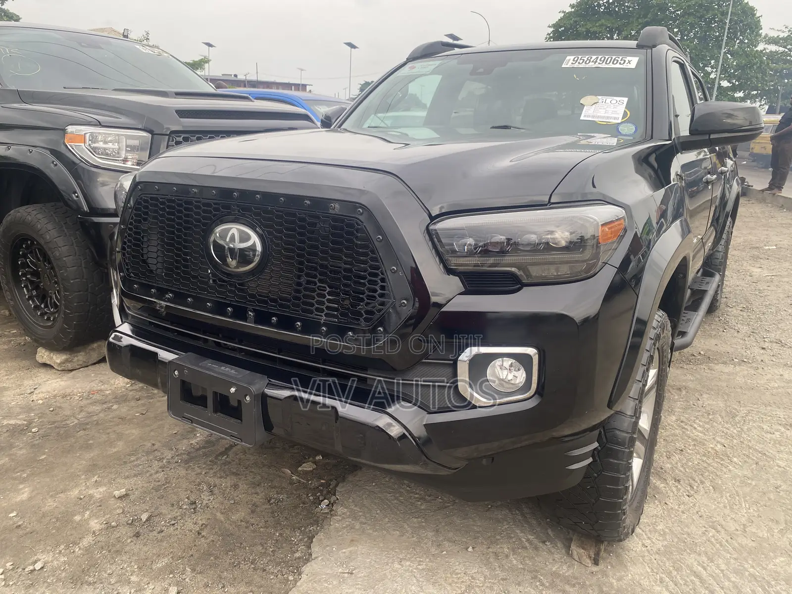 Toyota Tacoma TRD Off Road 2018 Black