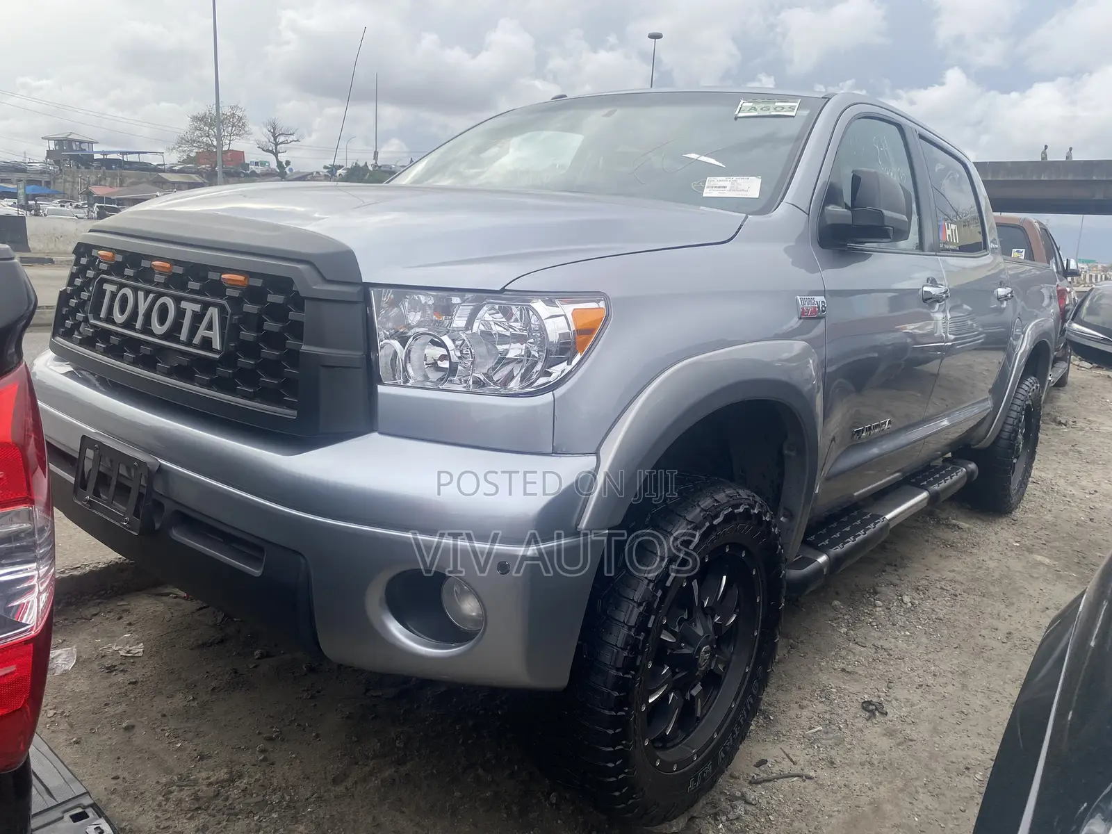 Toyota Tundra Double Cab 4x4 Long Bed 5.7L V8 FFV* 2013 Silver