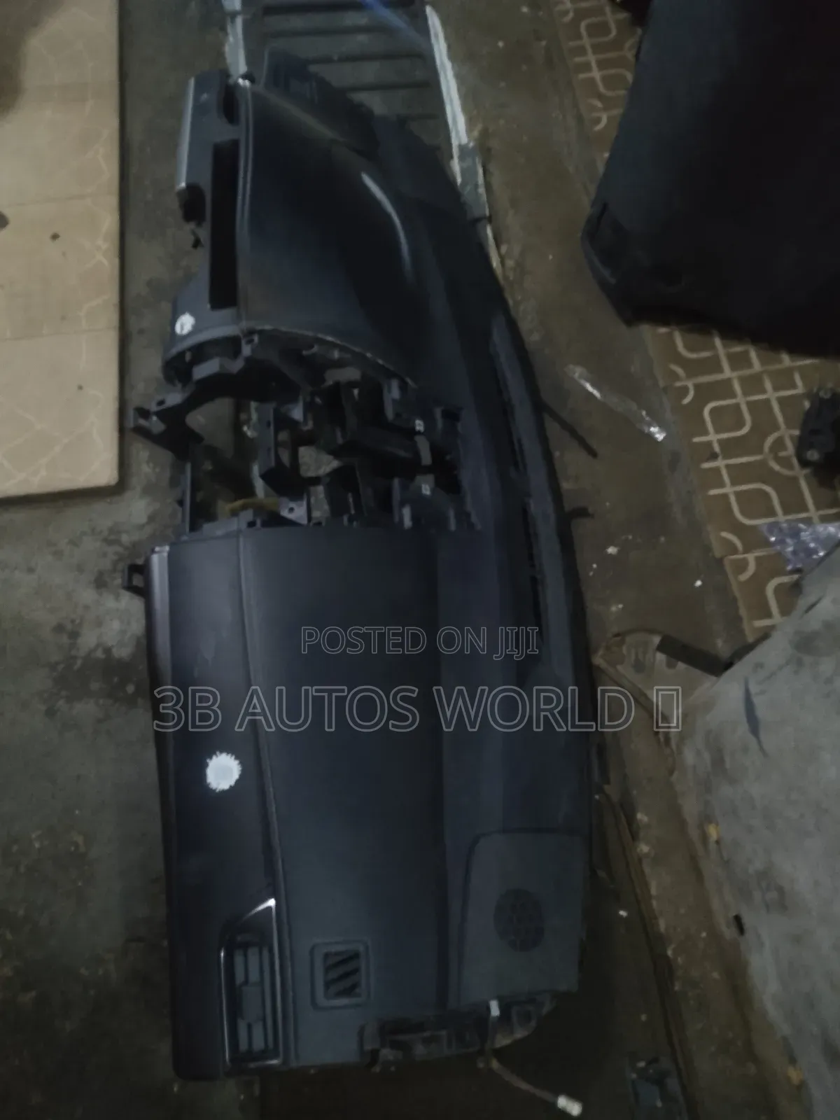 Dashboard Camry 014