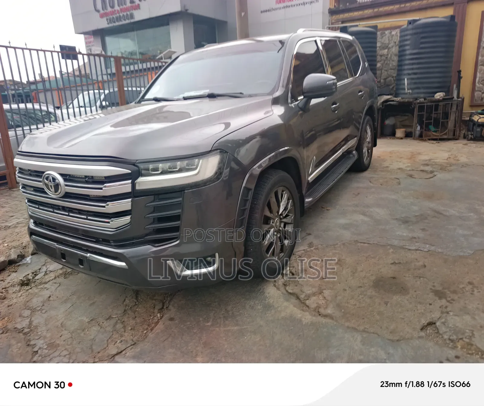 Toyota Land Cruiser 4.0 V6 DLX 2014 Black