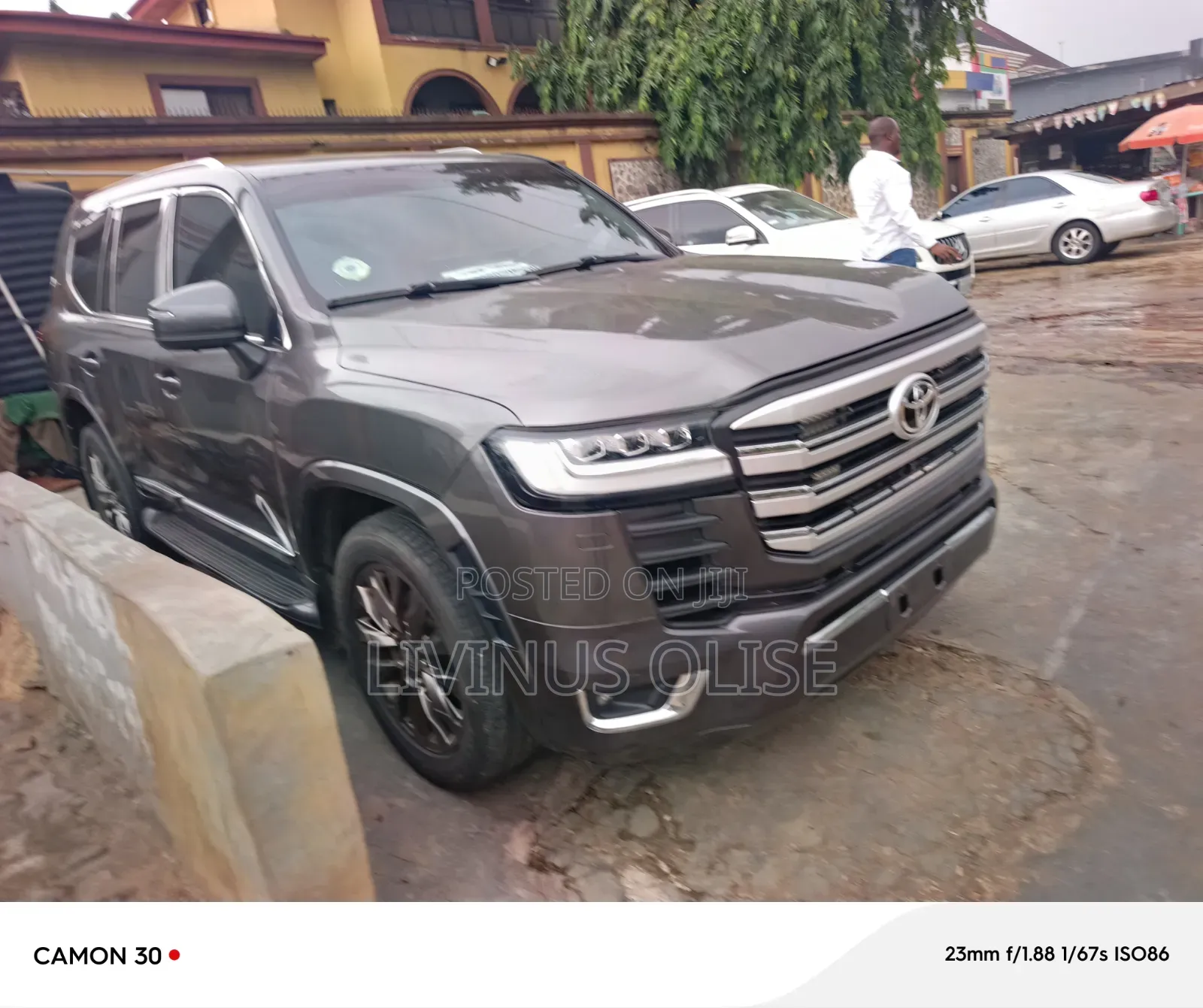Toyota Land Cruiser 4.0 V6 DLX 2014 Black
