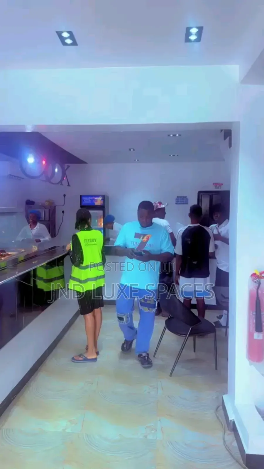 Remarkable Restaurant With All Its Equipment